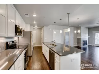 Photo #6: 935903 Listing 