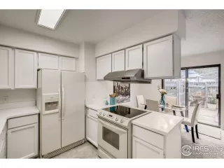 Photo #6: 935969 Listing