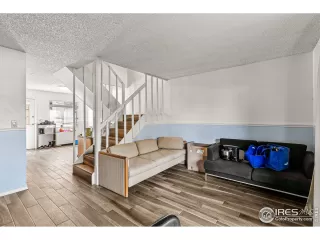 Photo #3: 935995 Listing