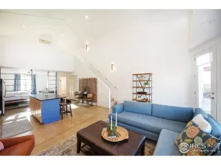 Photo #2: 936010 Listing