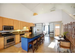 Photo #5: 936010 Listing