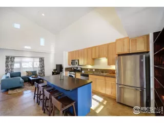 Photo #6: 936010 Listing