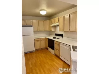 Photo #3: 936066 Listing