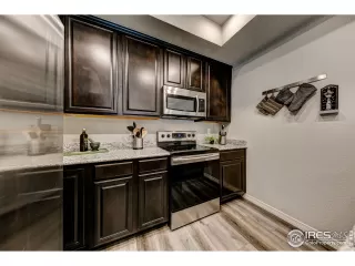 Photo #6: 936067 Listing 