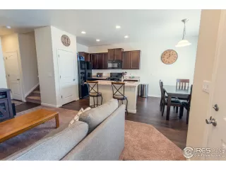 Photo #6: 936077 Listing 