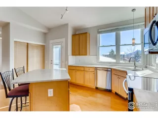 Photo #4: 936127 Listing