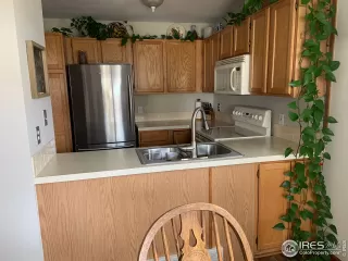 Photo #4: 936172 Listing