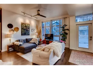 Photo #5: 936176 Listing 