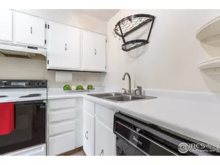 Photo #6: 936185 Listing