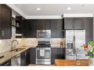 Photo #5: 936250 Listing 