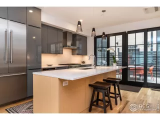 Photo #4: 936251 Listing