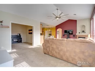 Photo #5: 936283 Listing