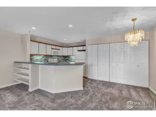 Photo #6: 936353 Listing