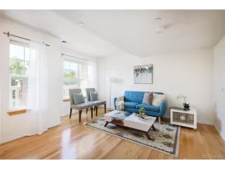 Photo #3: 9363589 Listing