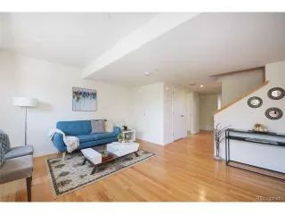 Photo #6: 9363589 Listing