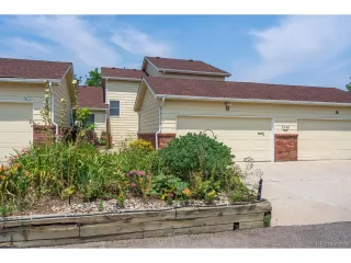 Photo #5: 9363735 Listing