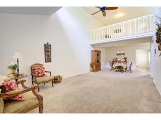 Photo #6: 9363735 Listing