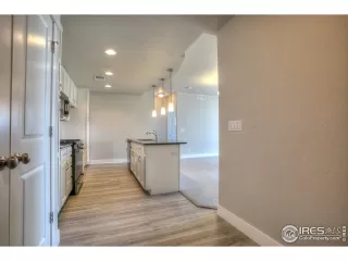 Photo #2: 936395 Listing