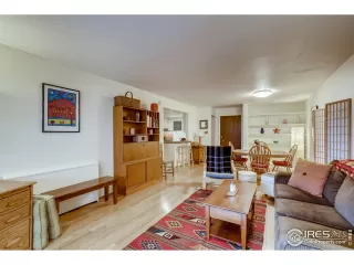 Photo #4: 936397 Listing