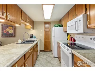 Photo #6: 936488 Listing