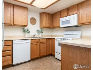 Photo #5: 936504 Listing