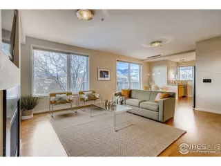 Photo #5: 936512 Listing 