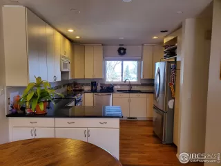 Photo #3: 936517 Listing