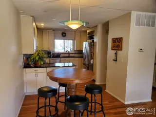 Photo #4: 936517 Listing