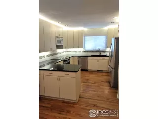 Photo #5: 936517 Listing