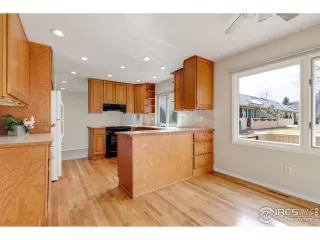 Photo #6: 936519 Listing