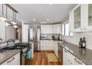 Photo #2: 936538 Listing 