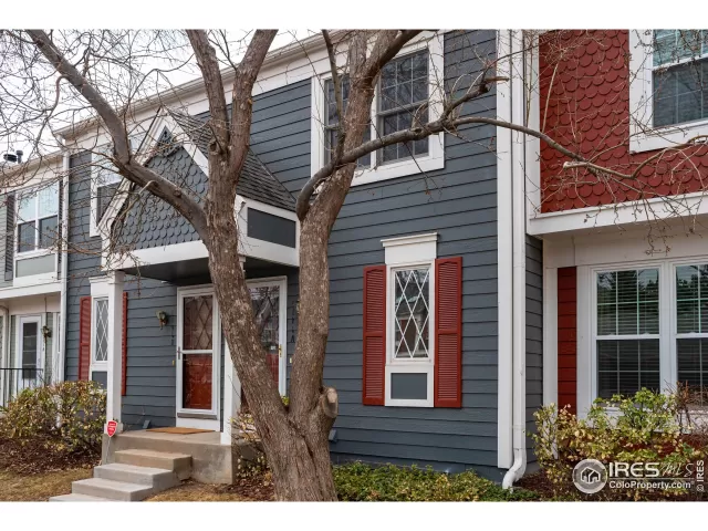 MLS: 936548 Condo For Sale