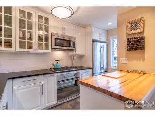 Photo #2: 936548 Listing