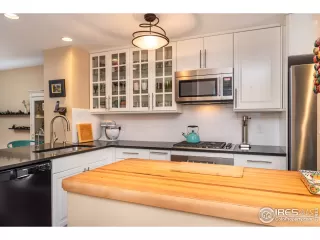 Photo #3: 936548 Listing