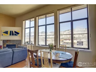 Photo #5: 936565 Listing 