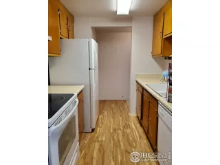 Photo #6: 936644 Listing