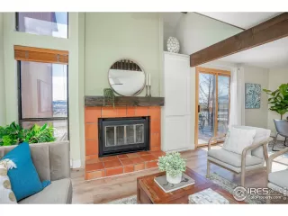 Photo #4: 936648 Listing