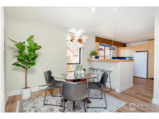 Photo #5: 936648 Listing