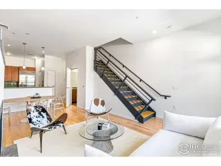 Photo #1: 936682 Listing