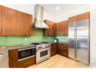 Photo #6: 936682 Listing