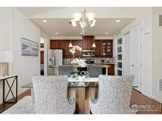 Photo #6: 936683 Listing