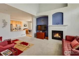 Photo #3: 936699 Listing