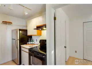 Photo #3: 936730 Listing