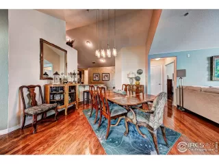 Photo #5: 936763 Listing