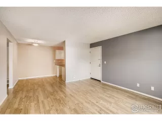 Photo #2: 936795 Listing