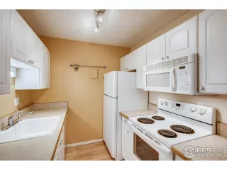 Photo #5: 936795 Listing