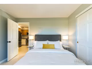 Photo #6: 936815 Listing