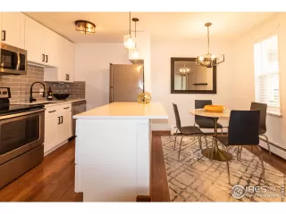 Photo #4: 936836 Listing