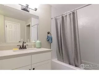 Photo #6: 936857 Listing