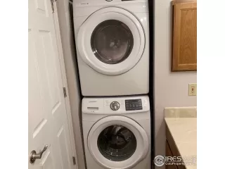 Photo #3: 936929 Listing